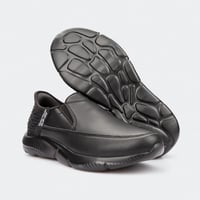 حذاء كاجوال كلاسيكي طبي من ماركة فيكتور كلارك