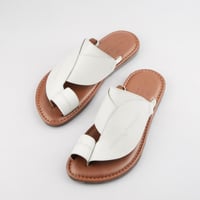 حذاء شرقي إيطالي أبيض فاخر