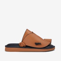 نعال سعودي جلد طبيعي عسلي ونعل طبي اسود