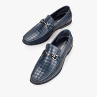 حذاء كاجوال كلاسيكي طبي من ماركة فيكتور كلارك