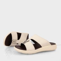 حذاء طبي فيكتور كلارك كريمي وبني