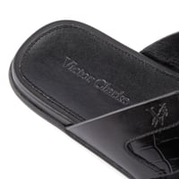 حذاء شرقي جلد اسود طبيعي من فيكتور كلارك