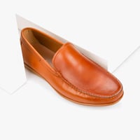 حذاء كاجوال كلاسيكي طبي من ماركة فيكتور كلارك - عس...