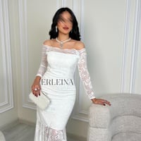 فستان جنين ابيض