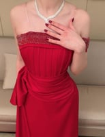 فستان الكماف احمر