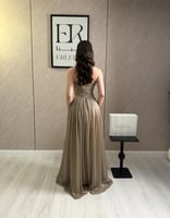 فستان اميلا رملي