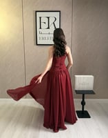 فستان فاليرا