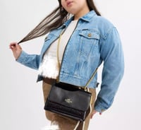 شنطة كوتش | Coach