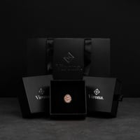 خاتم رجالي فضة استرليني مزين بأحجار زركون حمراء