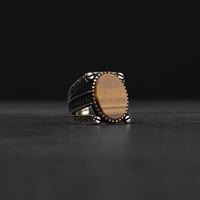 خاتم رجالي فضة بحجر عين النمر