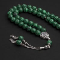 سبحة بحجر ملاكيت مع شكة فضة 10 مل