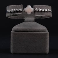 اسوارة فضة نسائي مزينة بحجر عقيق أبيض