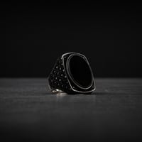 خاتم رجالي فضة استرليني مزين بحجر أونكس أسود