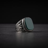 خاتم رجالي فضة استرليني مزين بحجر عقيق أخضر