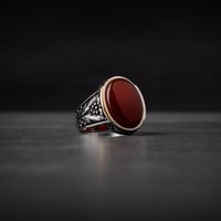 خاتم رجالي فضة استرليني مزين بحجر عقيق أحمر