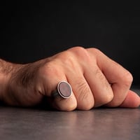 خاتم رجالي فضة مزين بحجر عقيق أحمر