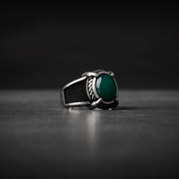 خاتم رجالي فضة استرليني مزين بحجر عقيق أخضر