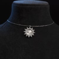 سلسال فضة عيار 925 بتصميم الشمس
