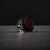 خاتم رجالي فضة استرليني مزين بحجر عقيق أحمر