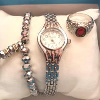 3 قطع من مجموعة الطفل المدلل ,سبحة ,خاتم مزين بالأ...