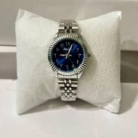 ساعة أطفال شبيه رولكس بأرقام عربية عصرية ،طلاء عال...