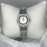 ساعة أطفال مزينة بقطع من الكريستال البراق ,ساعة فا...