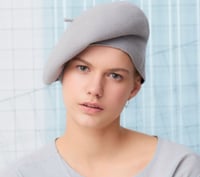 لونا بري من لولار