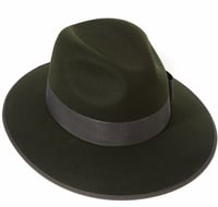 كرستي ماديسون فيدورا