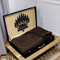 فروه الشتاء مع عبارة من اختيارك