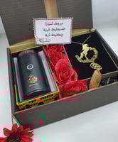 تعليقه سيارة مع مبخرة الكترونيه مع الاسم