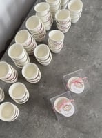 10 فنجان في بوكس اكريلك مع طباعه