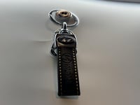 ميدالية هونداي جلد (تطريز)