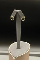 حلق شكل مسمار ذهب صافي