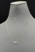 عقد مستطيل ذهب تصميم الماس عيار 18 وزن 0.5 جرام