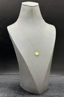 عقد وردة ذهب صافي عيار 21 وزن من 1.1 الى 1.2 جرام