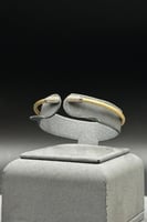 اسوارة ذهب مطفي تصميم الماس عيار 18 وزن من 5.6 الى...