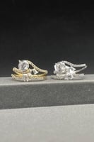 دبلة توينز ذهب تصميم الماس عيار 18 وزن 1.6 جرام