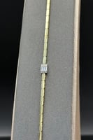 اسوارة ذهب مع باقيت تصميم الماس عيار 18 وزن 4.8 جر...