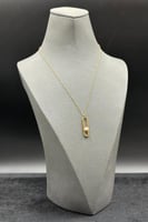 عقد مستطيل ذهب مع لؤلؤ عيار 21 وزن من 2.40 الى 2.4...