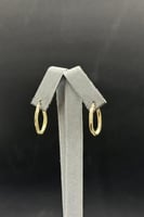 حلق ذهب صافي ايطالي عيار 18 وزن من 0.9 الى 1 جرام