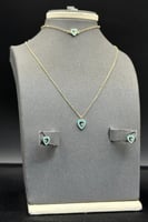 طقم اطفال قلب ذهب تصميم الماس عيار 18 وزن 5 جرام