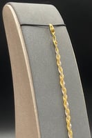 اسوارة ذهب عيار 21 ايطالي بمظهر كلاسيكي الوزن 5.3...