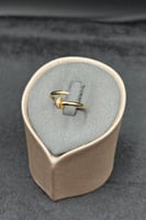 خاتم مسمار ذهب تصميم الماس عيار 18 وزن من 1.7 الى...