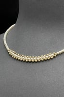 عقد ذهب مع لؤلؤ عيار 18 وزن 2 جرام