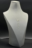 عقد مستطيل ذهب تصميم الماس عيار 18 وزن 1.1 جرام