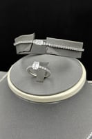 طقم ذهب أبيض ناعم عيار 18 سلاسة الضوء وزن 16.1 جرا...