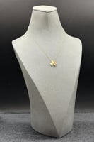 عقد زهرة ذهب مطفي تصميم الماس عيار 18 وزن من 1 الى...