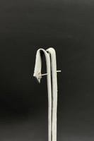 حلق سوليتير ذهب تصميم الماس عيار 18 وزن 0.4 الى 0....