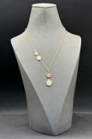 عقد وردة الطائف ذهب ايطالي عيار 18 وزن 3.7 جرام