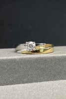 خاتم ذهب تصميم الماس عيار 18 وزن 1.6 جرام